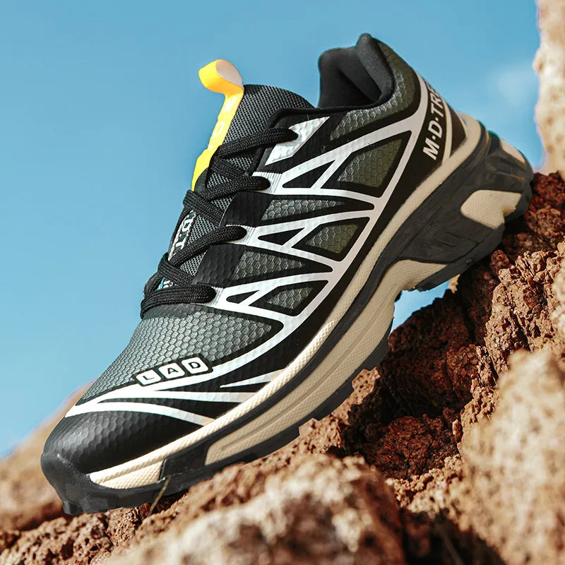 Hiking Shoes Men Winter Outdoor Sports Climbing Shoes hunting shoes Warm women Trekking Sneakers ankle boots Tactical